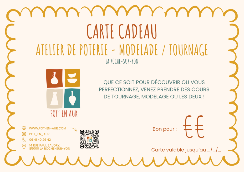 cadeau à offrir copine, cadeau à offrir copain ; cadeau à offrir mère ; cadeau à offrir père ; cadeau à offrir famille ; carte cadeau atelier de poterie et café céraique ; cadeau poterie